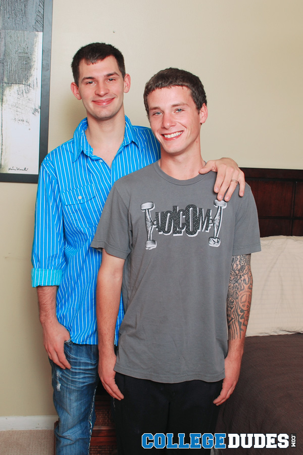 Brighton Cross FUcks Chris Hewitt Raw Gay Porn